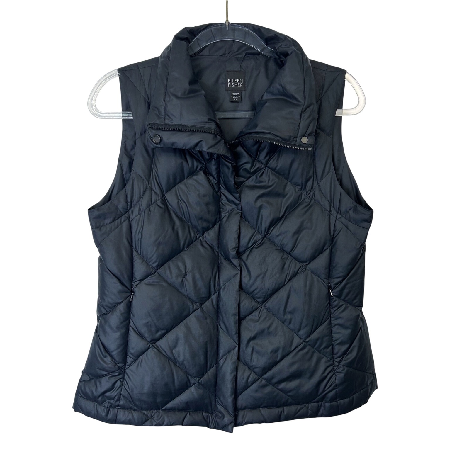 Eileen Fisher Down Puffer Vest Women's Size Xs Black Quilted Tiny Flaw